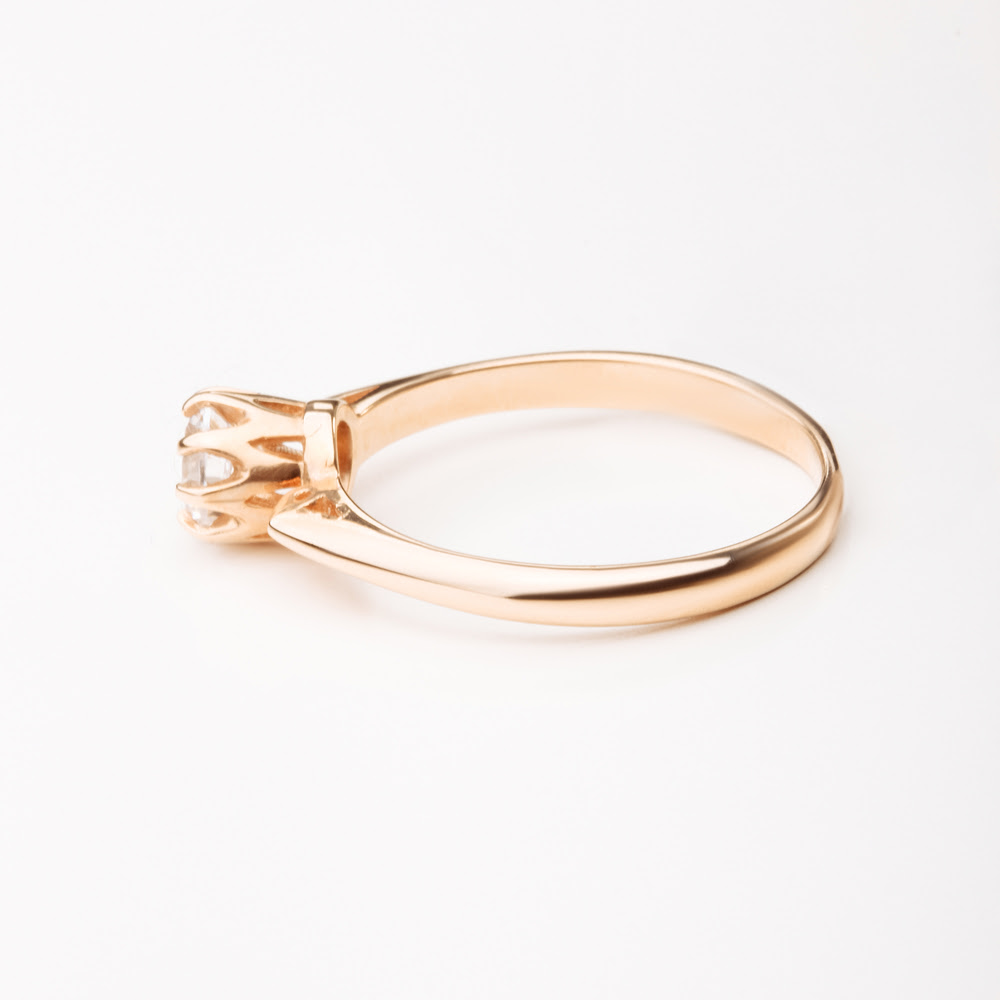 Золотое кольцо Берег из красного золота 585 пробы  со вставками (фианит) 2БКЗ5К-01-0441-01, размеры от 15.5 до 18.5