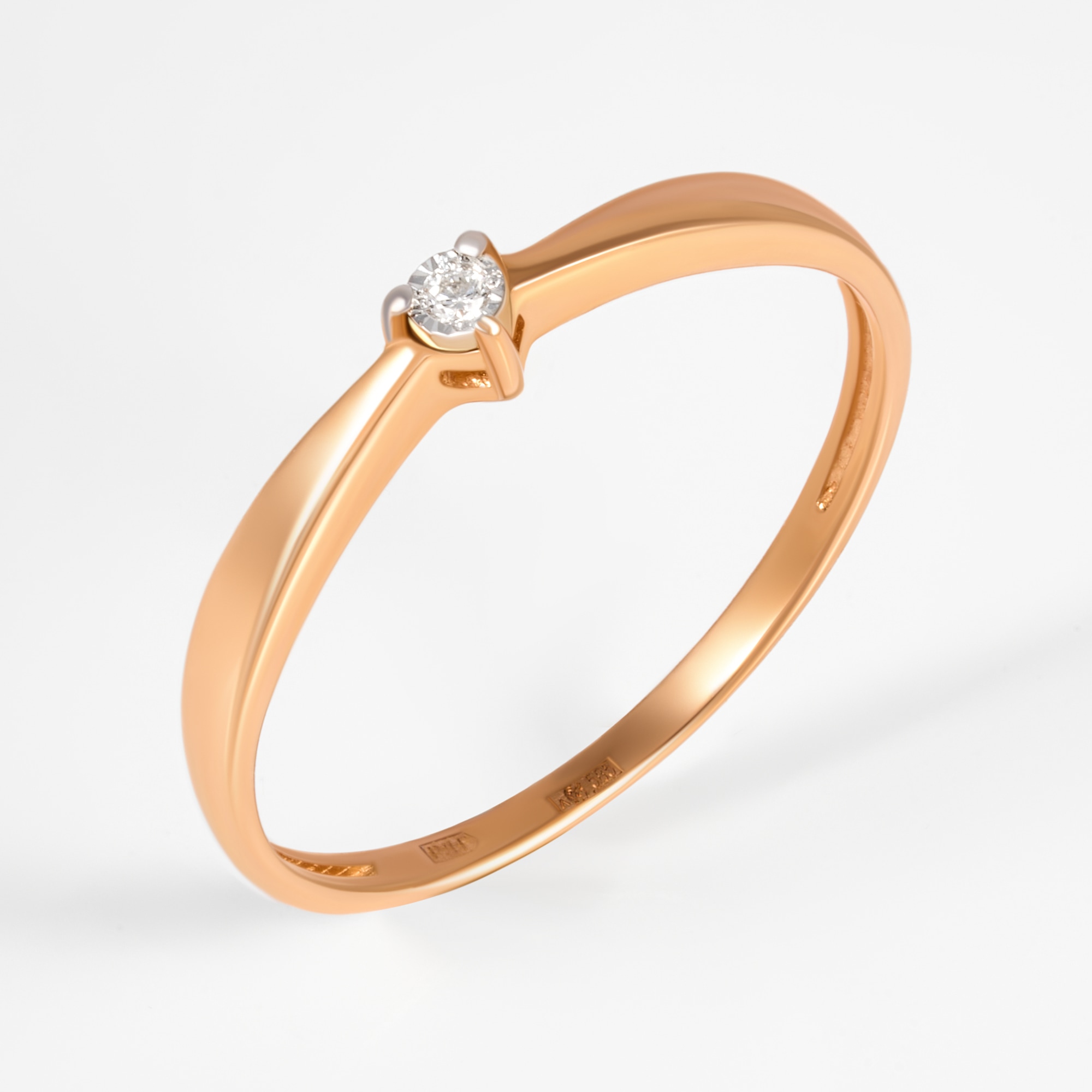 Золотое кольцо Альфа-карат из красного золота 585 пробы со вставками из драгоценных камней (бриллиант) КРК3212061/9, размеры от  до 19