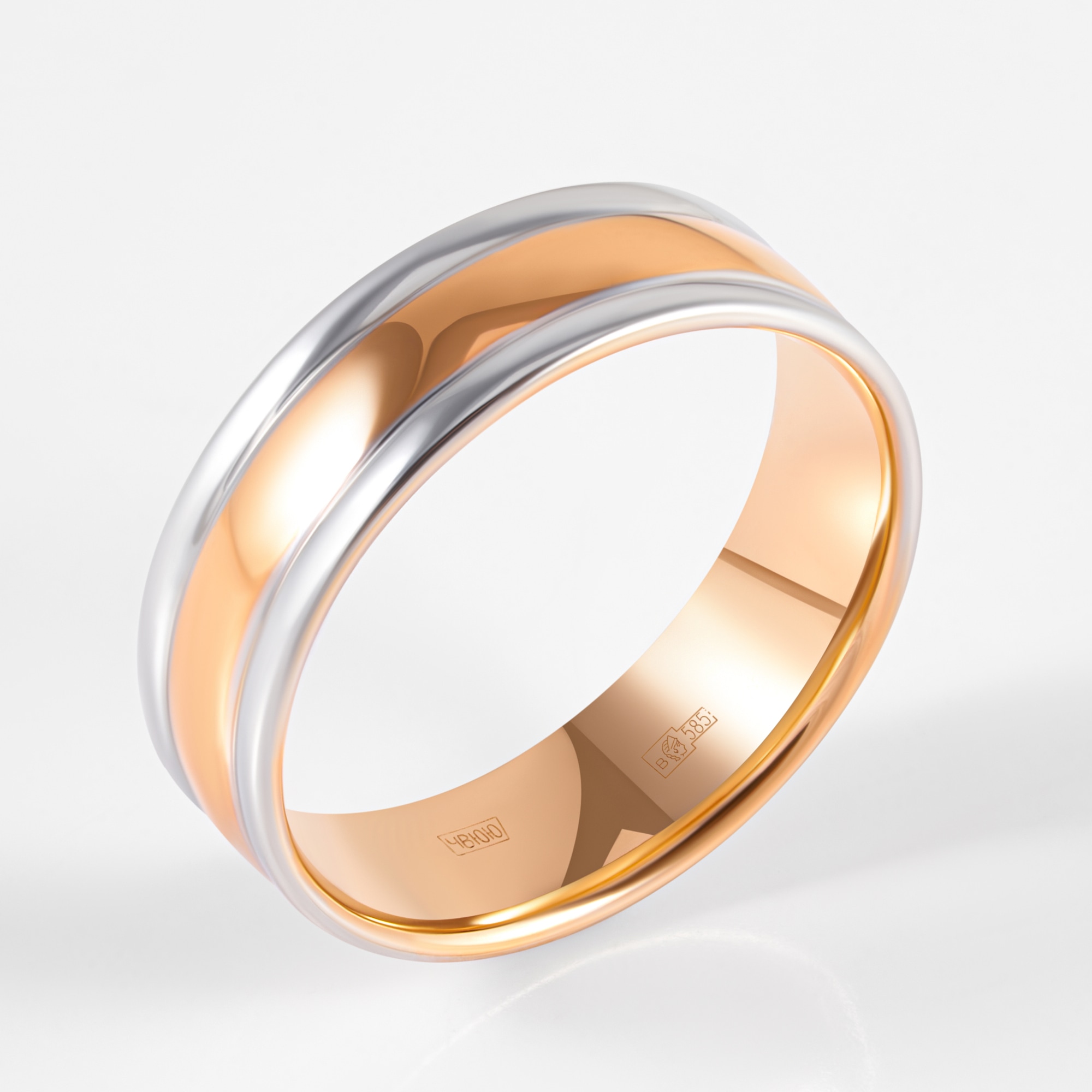 Золотое кольцо обручальное Sokolov из красного золота 585 пробы ДИ110164, размеры от 15.5 до 22