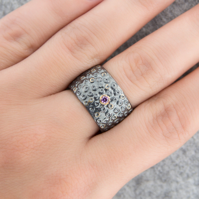 Серебряное кольцо Plata   со вставками (сваровски) ПВР0169Бср, размеры от 18 до 18.25