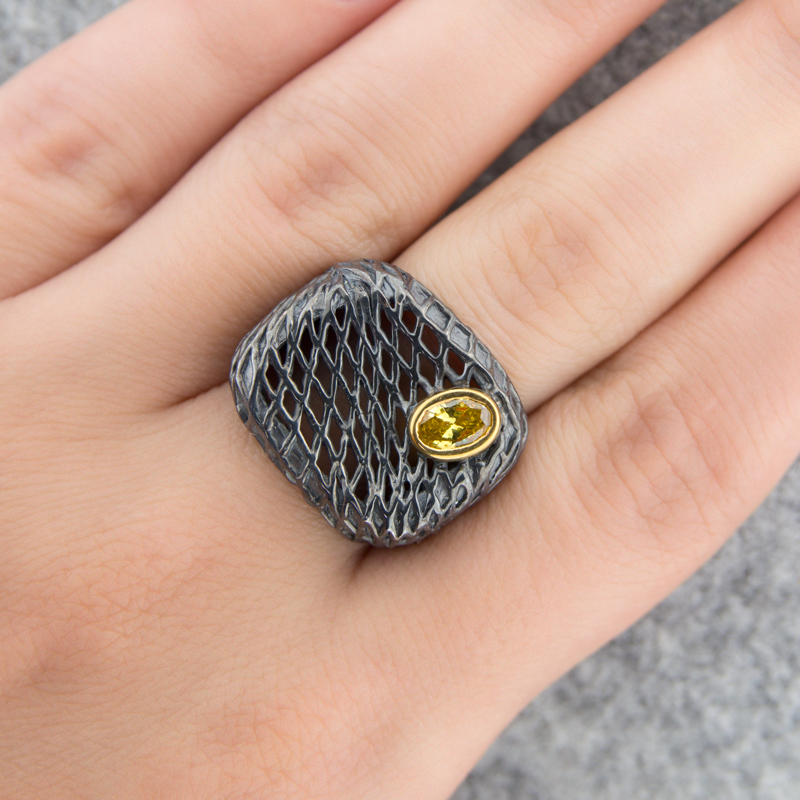 Серебряное кольцо Plata   со вставками (сваровски) ПВР-0142Бжл, размеры от 17.25 до 17.25