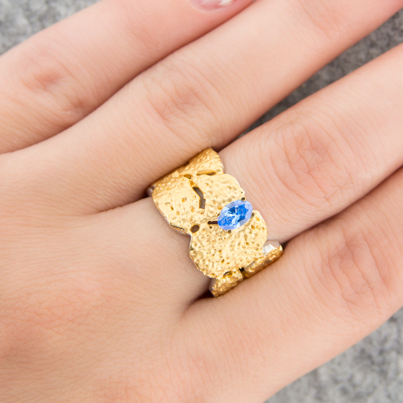 Серебряное кольцо Plata   со вставками (сваровски) ПВР0171Пгл, размеры от 17.5 до 17.75