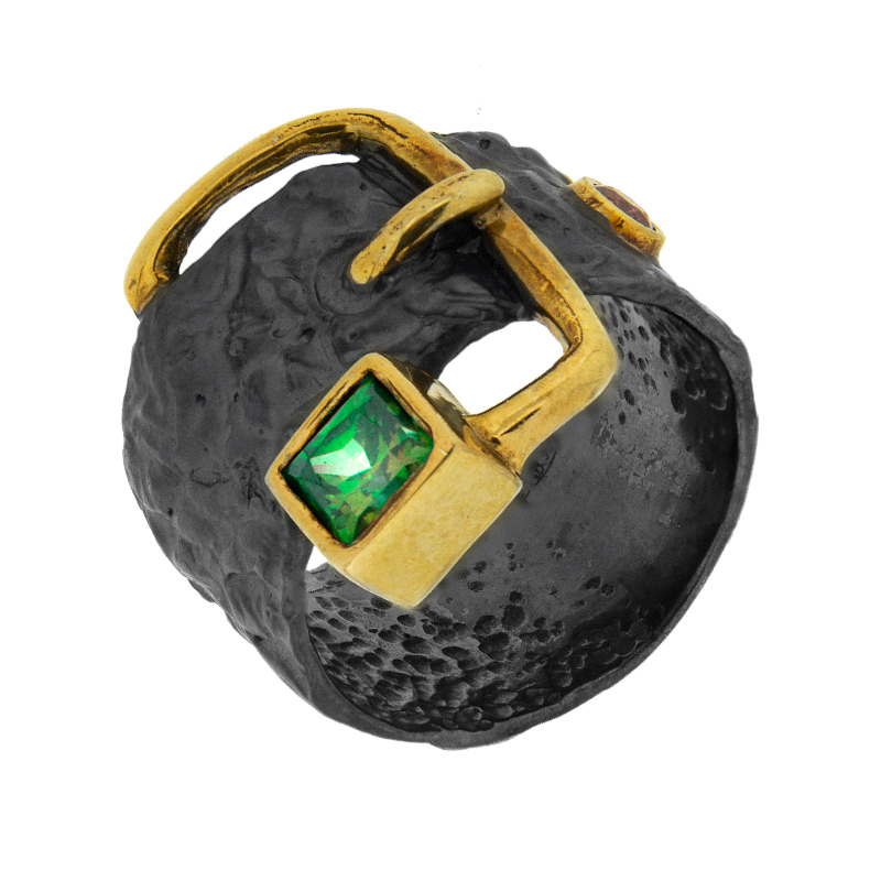 Серебряное кольцо Plata   со вставками (сваровски) ПВР-0208Бзл, размеры от 18 до 18