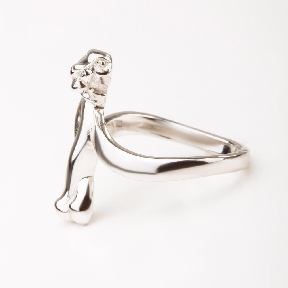 Серебряное кольцо Серебряные крылья  со вставками (фианит) СЫ01ФУР12232113, размеры от 16.5 до 17.5