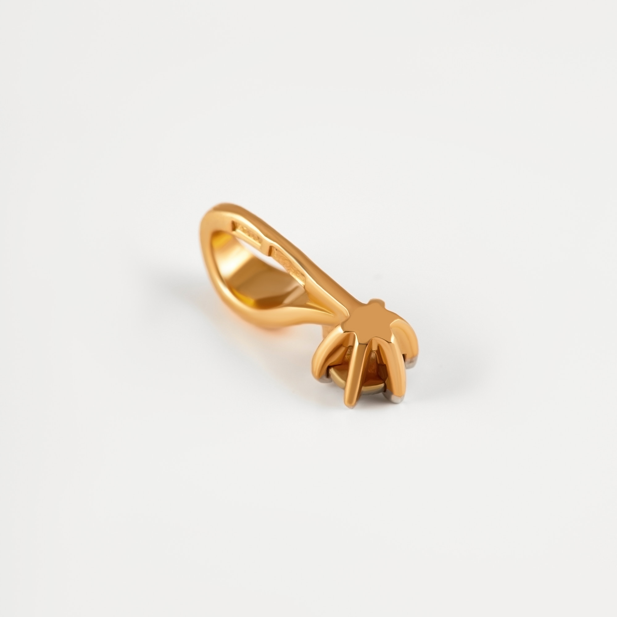 Золотые серьги гвоздики Клондайк из красного золота 585 пробы со вставками из драгоценных камней (бриллиант) ЛХ09-01370-02-001-02-01