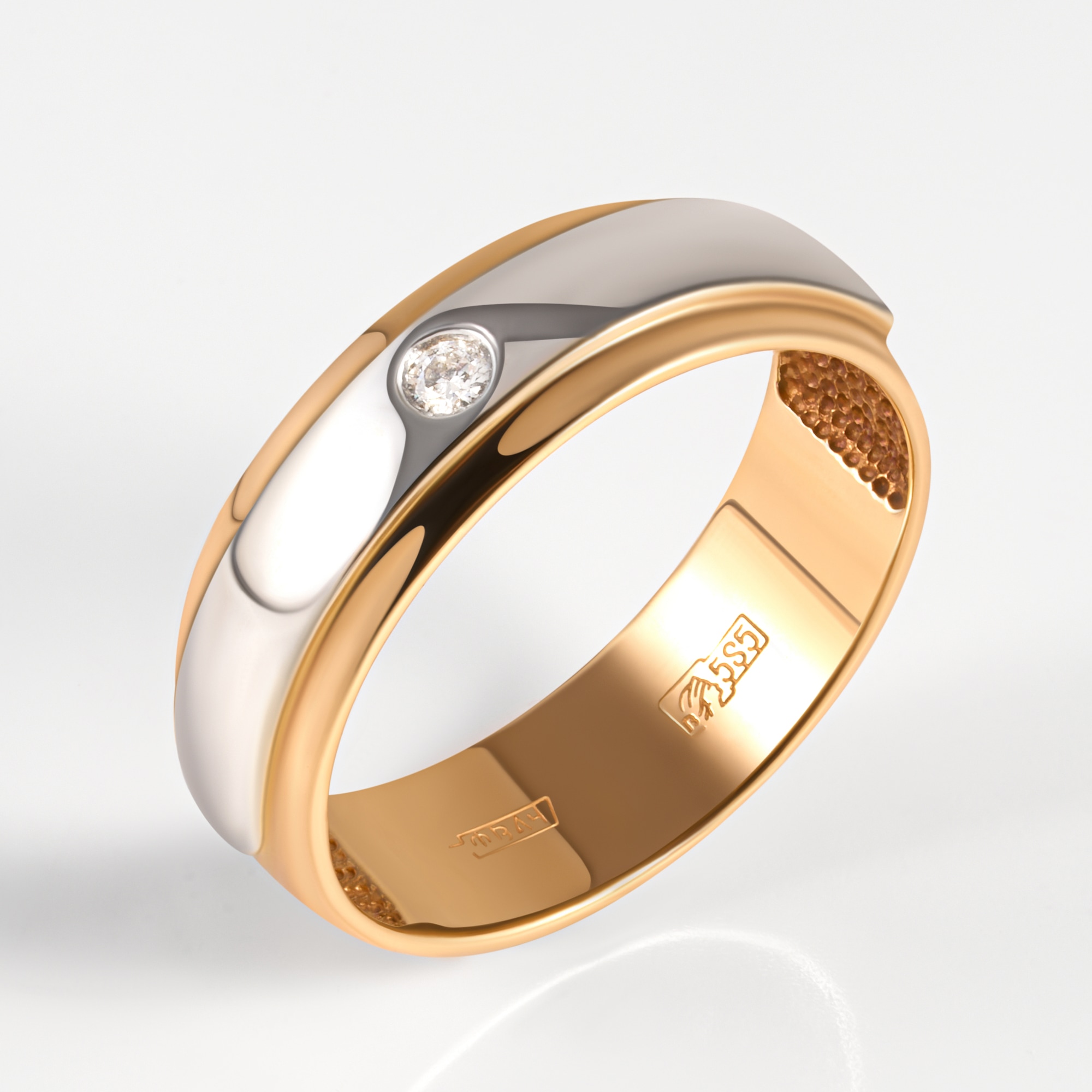 Золотое кольцо обручальное Клондайк из красного золота 585 пробы со вставками из драгоценных камней (бриллиант) ЛХ07-00074, размеры от 15.5 до 19