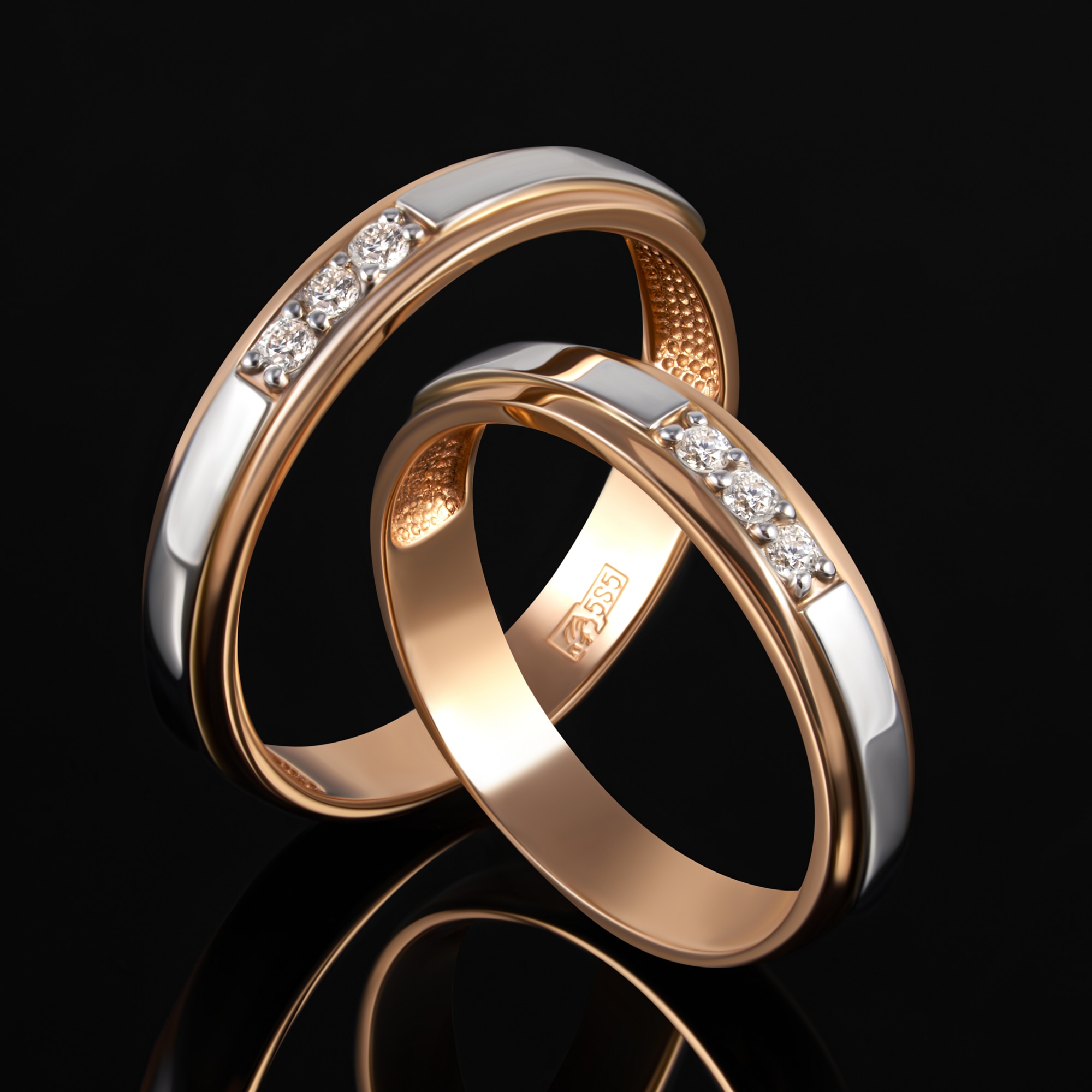Золотое кольцо обручальное Клондайк из красного золота 585 пробы со вставками из драгоценных камней (бриллиант) ЛХ07-00073, размеры от 15.5 до 19