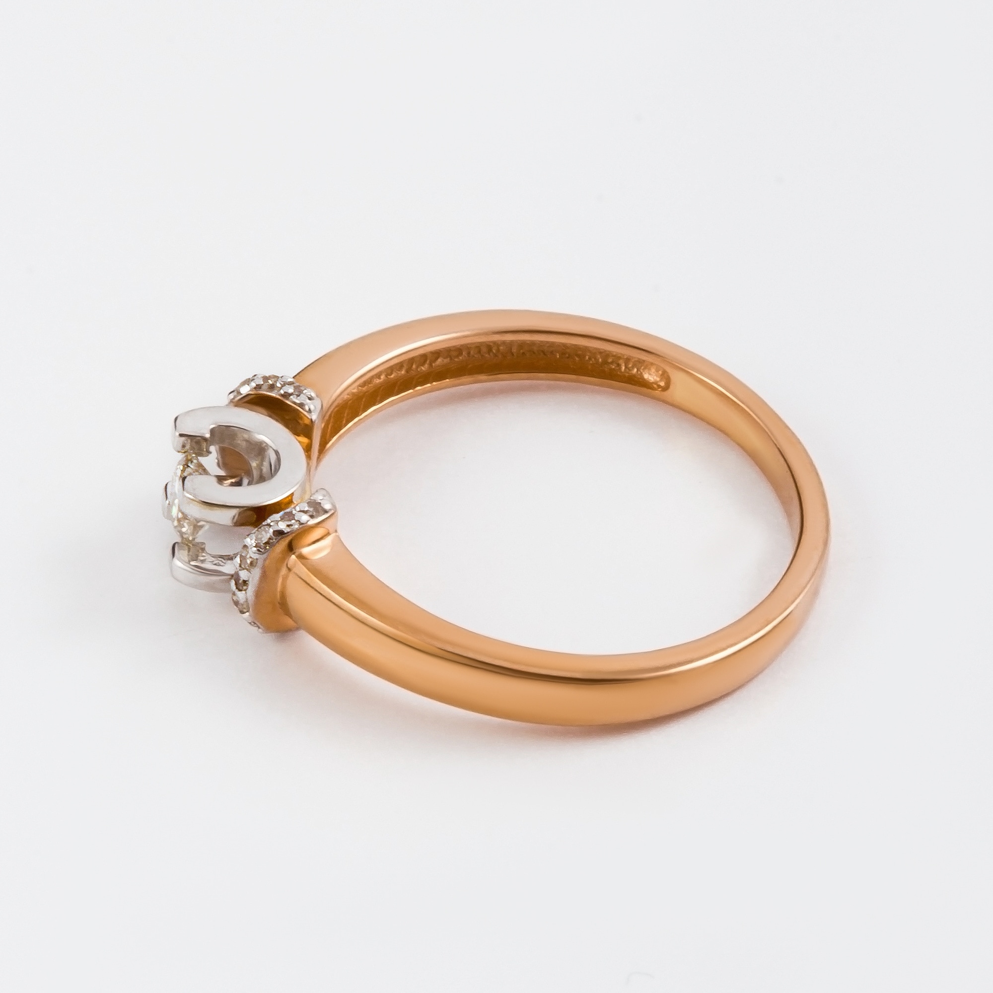 Золотое кольцо Клондайк из красного золота 585 пробы со вставками из драгоценных камней (бриллиант) ЛХ01-01092-02-106-01-01, размеры от 15.5 до 20.5
