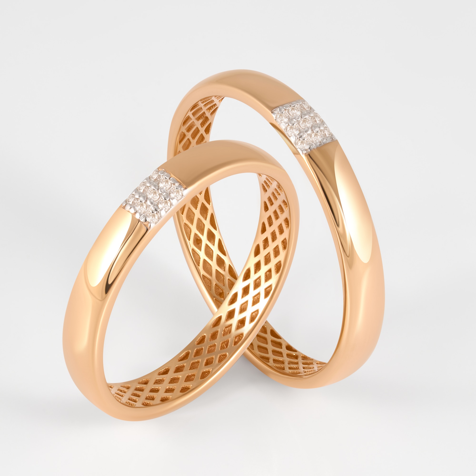 Золотое кольцо обручальное Efremof из красного золота 585 пробы со вставками из драгоценных камней (бриллиант) ЮПК13110745, размеры от 15 до 19