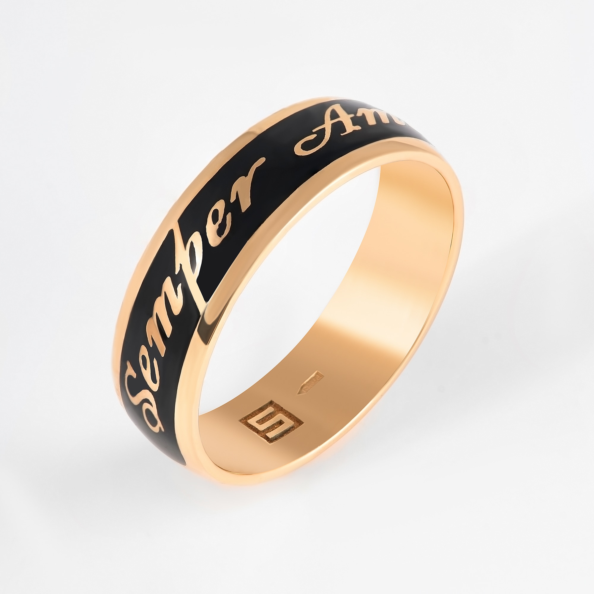 Обручальное кольцо из красного золота с эмалью