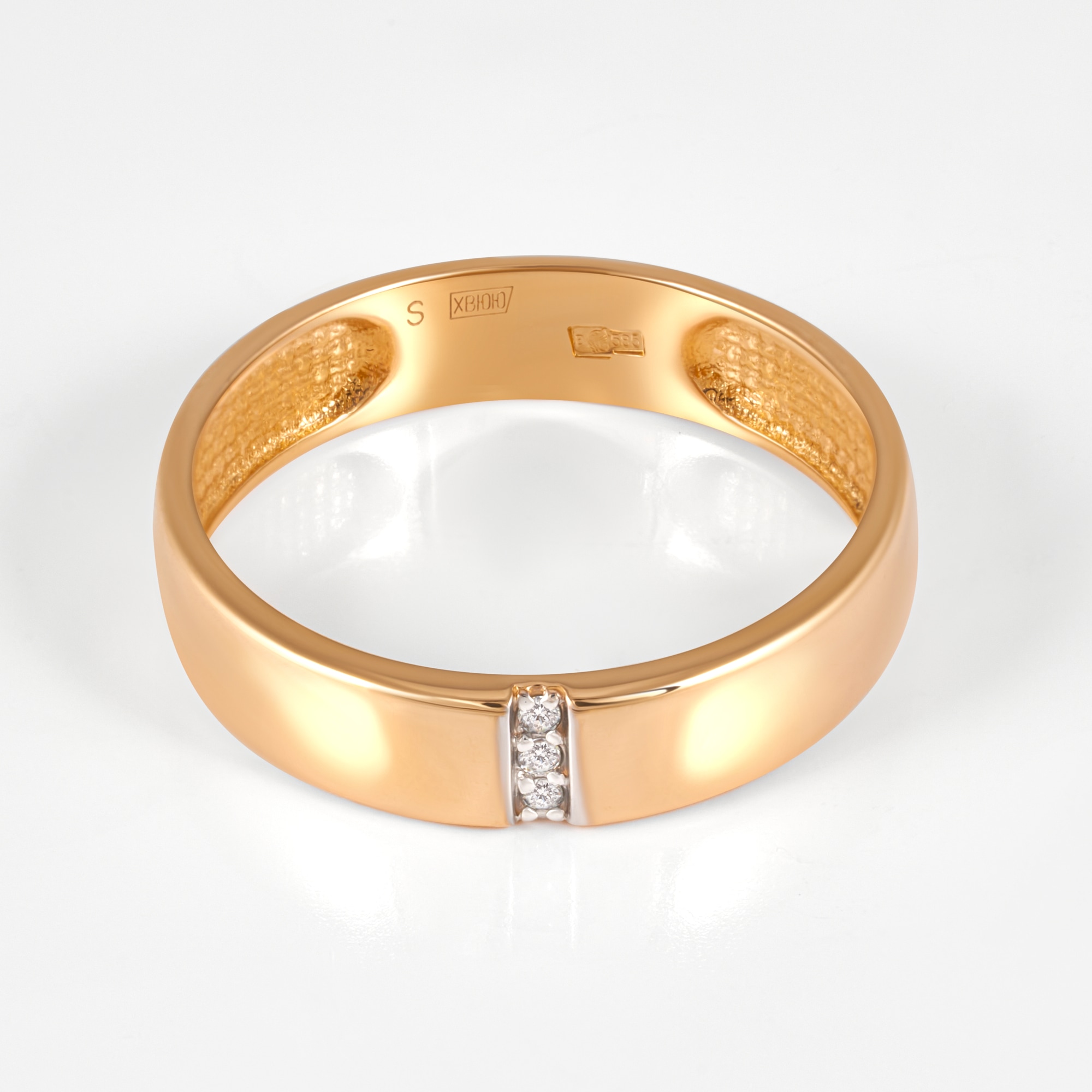 Золотое кольцо обручальное Sokolov из красного золота 585 пробы  со вставками (фианит) ДИ017797, размеры от 16 до 19