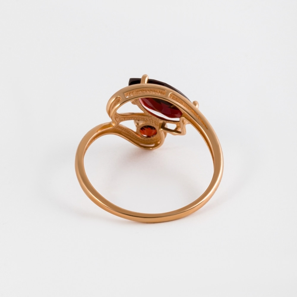 Золотое кольцо New gold из красного золота 585 пробы со вставками из полудрагоценных камней (гранат) НЮ09419401010000015, размеры от 16.5 до 19.5