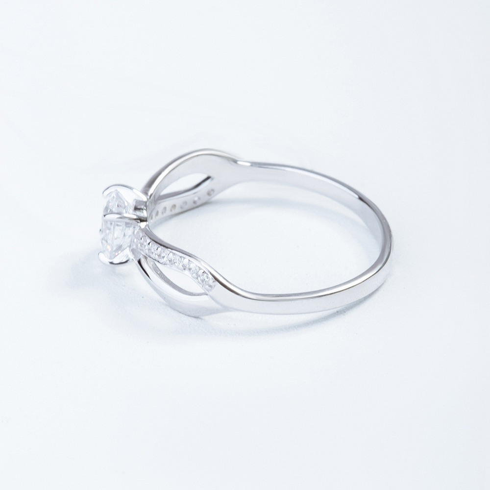 Серебряное кольцо Efremof  со вставками ( и фианит) ЮП1010012015, размеры от 15 до 18