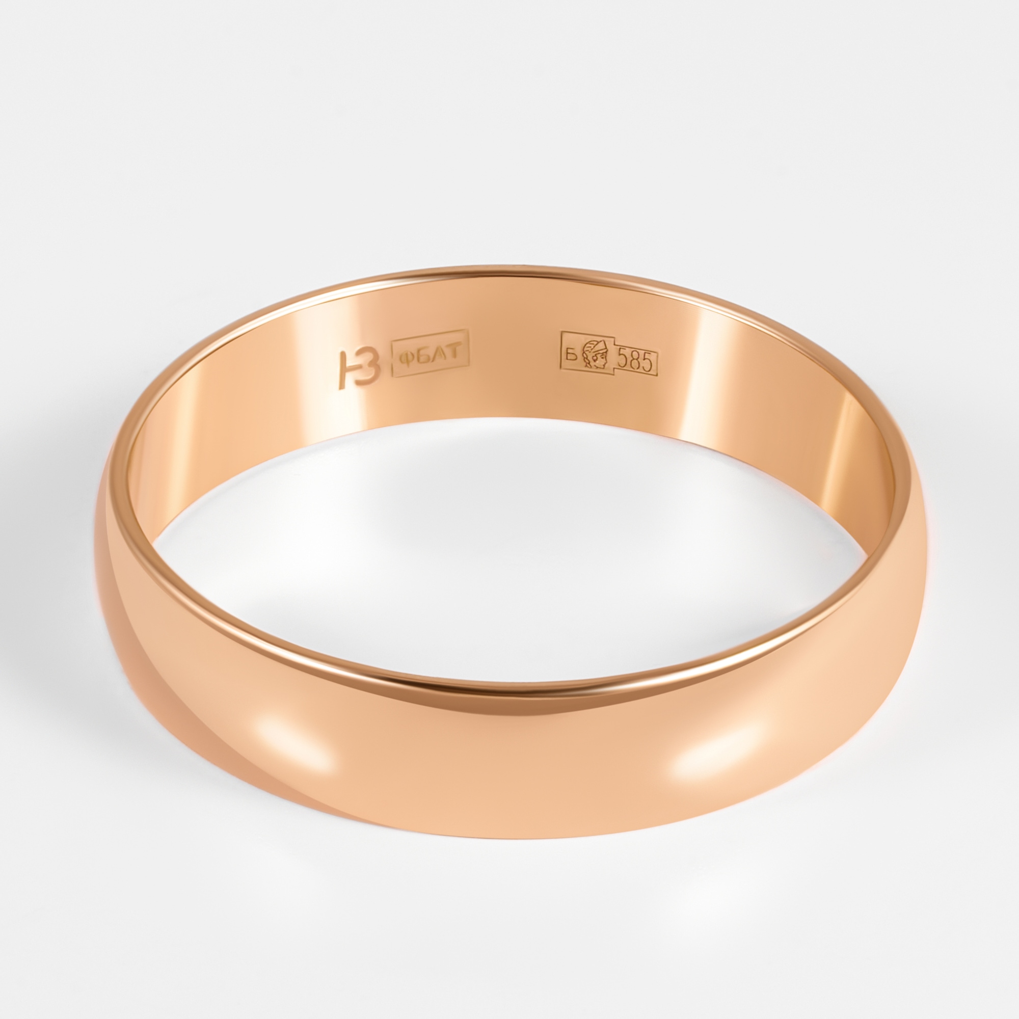 Золотое кольцо обручальное Магнат  из красного золота 585 пробы ПЗ17004, размеры от 15.5 до 22.5