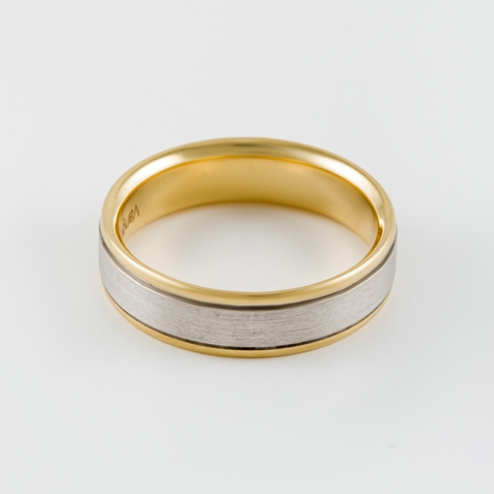 Золотое кольцо обручальное Vangold из белого и желтого золота 585 пробы и из желтого золота 585 пробы  со вставками (фианит) ЛД0211210000254, размеры от 15 до 22.5