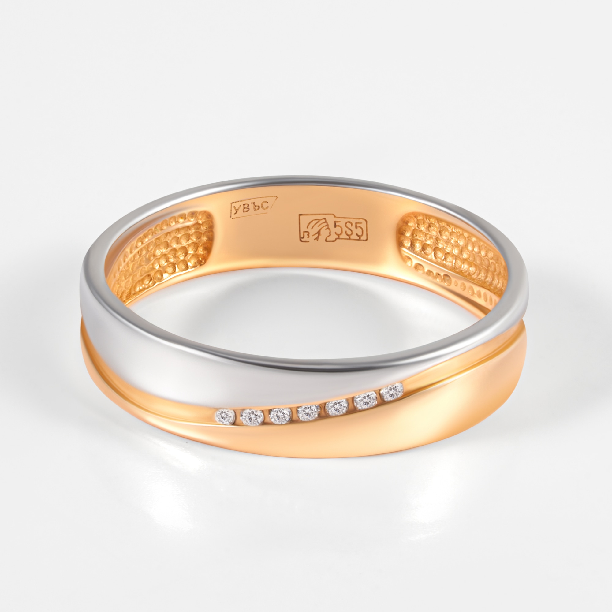 Золотое кольцо обручальное Весна из красного золота 585 пробы со вставками из драгоценных камней (бриллиант) ВБ7012-151-00-00, размеры от 15 до 21.5