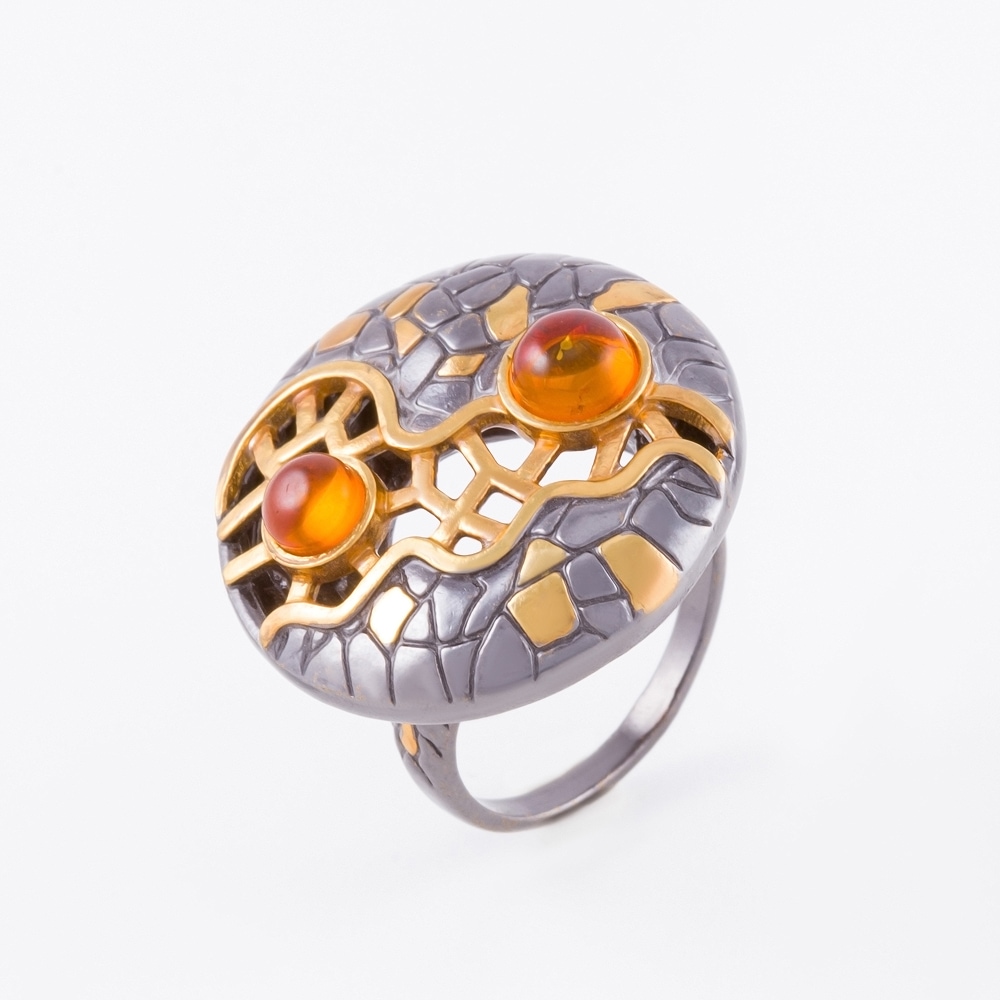 Серебряное кольцо Балтийское золото со вставками из полудрагоценных камней () ЯН71131343, размеры от 17 до 19
