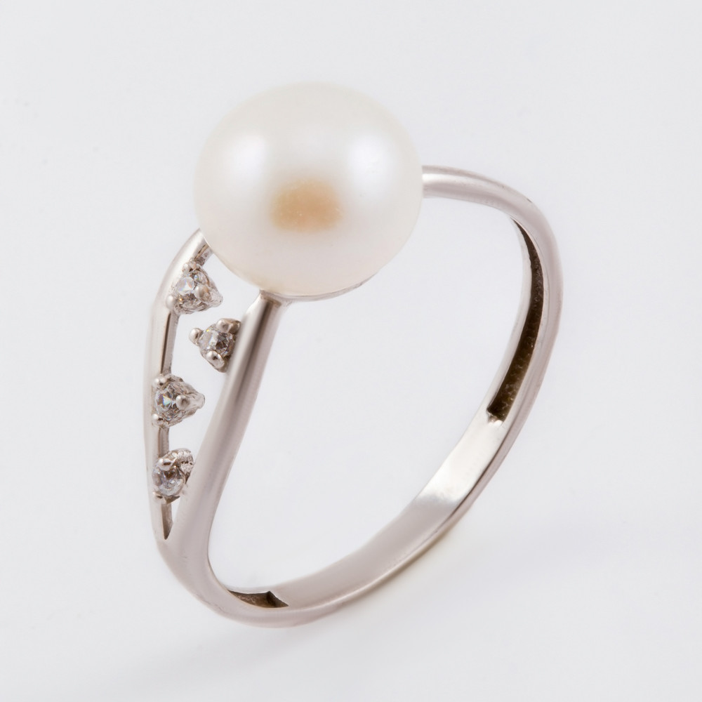 Серебряное кольцо с жемчугом и фианитами