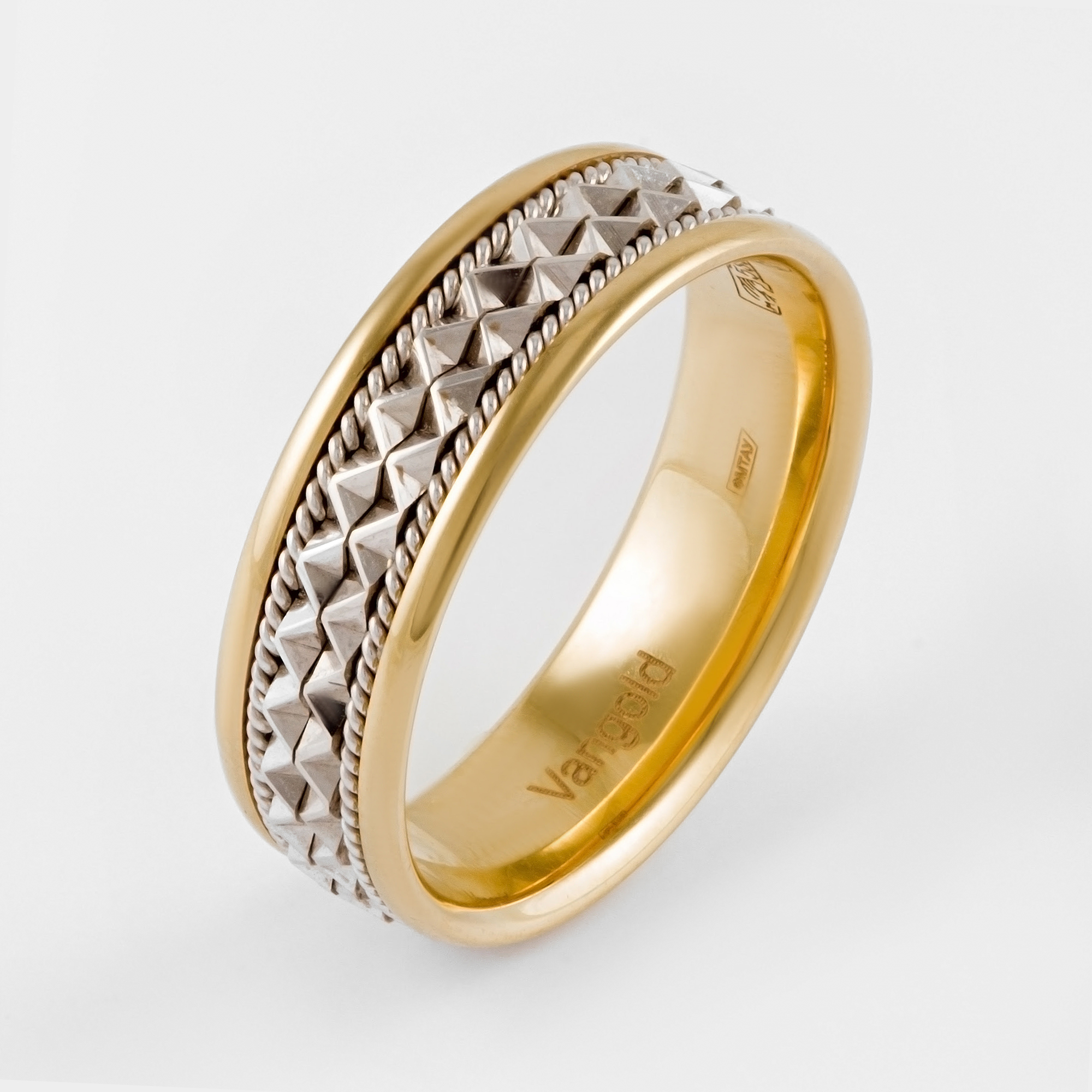 Золотое кольцо обручальное Vangold из красного золота 585 пробы ЛД0217500100224, размеры от 16 до 21