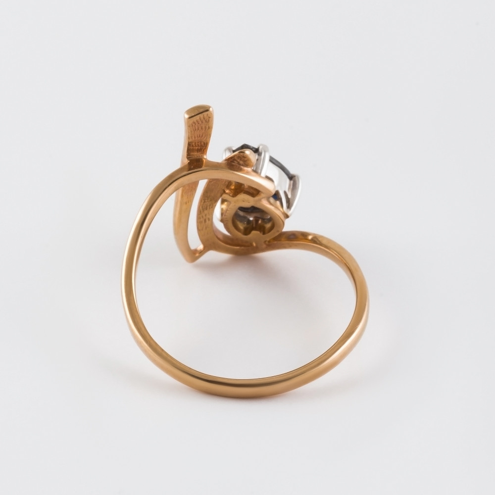 Золотое кольцо Алькор из красного золота 585 пробы со вставками из драгоценных камней (сапфир) АО11026-102, размеры от 17.5 до 17.5