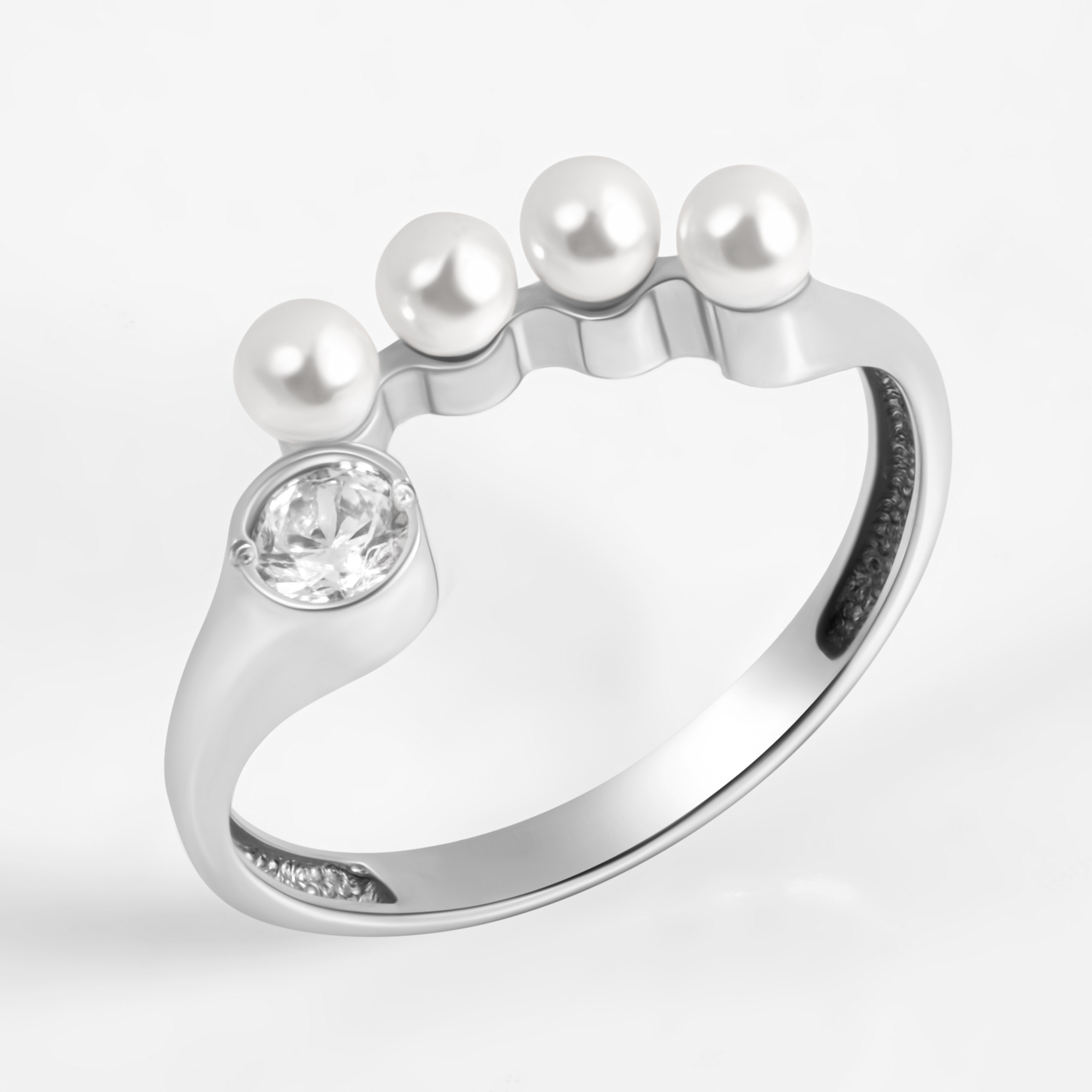 Серебряное кольцо с жемчугом сваровски и фианитами