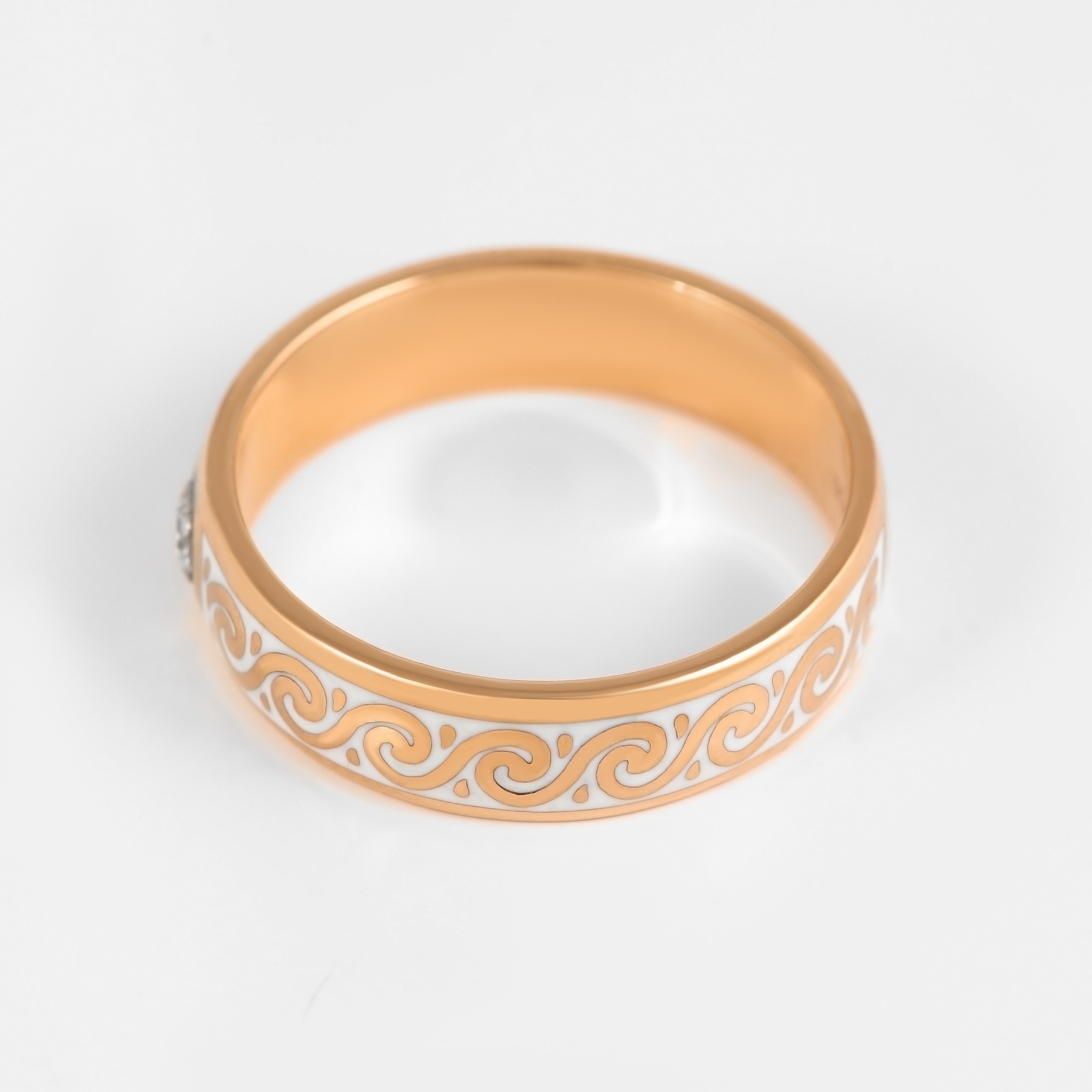 Золотое кольцо обручальное Сананжел из красного золота 585 пробы со вставками из драгоценных камней (бриллиант) С44СВБ, размеры от 16.5 до 17.5