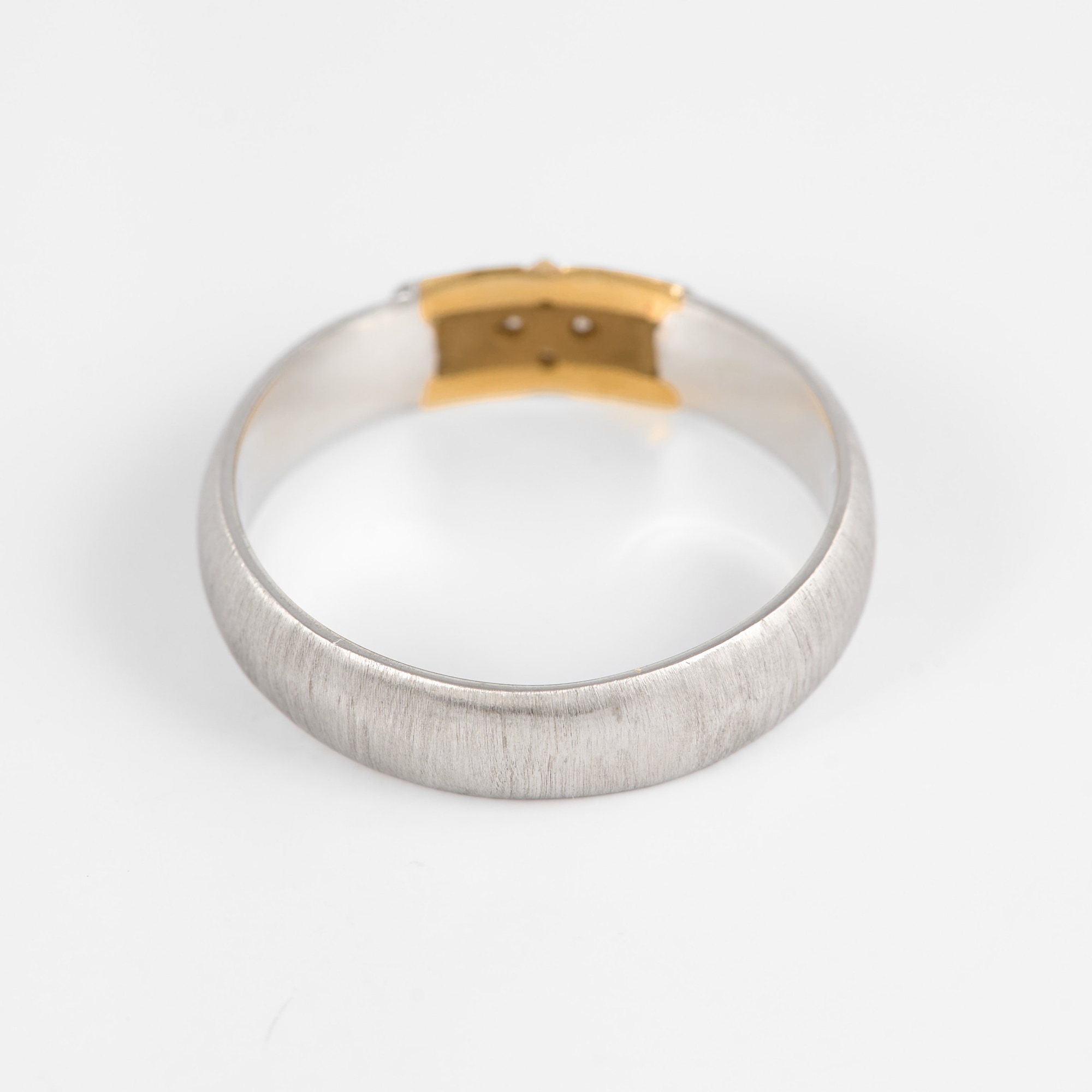 Золотое кольцо обручальное Kota osta из красного золота 585 пробы со вставками из драгоценных камней (бриллиант) КАКО-ОКБ293ГМ15, размеры от 19 до 19.5