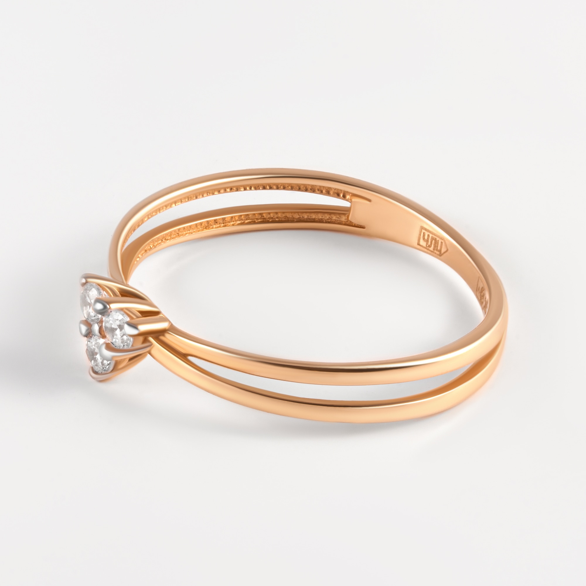 Золотое кольцо Санис из красного золота 585 пробы  со вставками (фианит) СН01-115108, размеры от 15.5 до 17.5