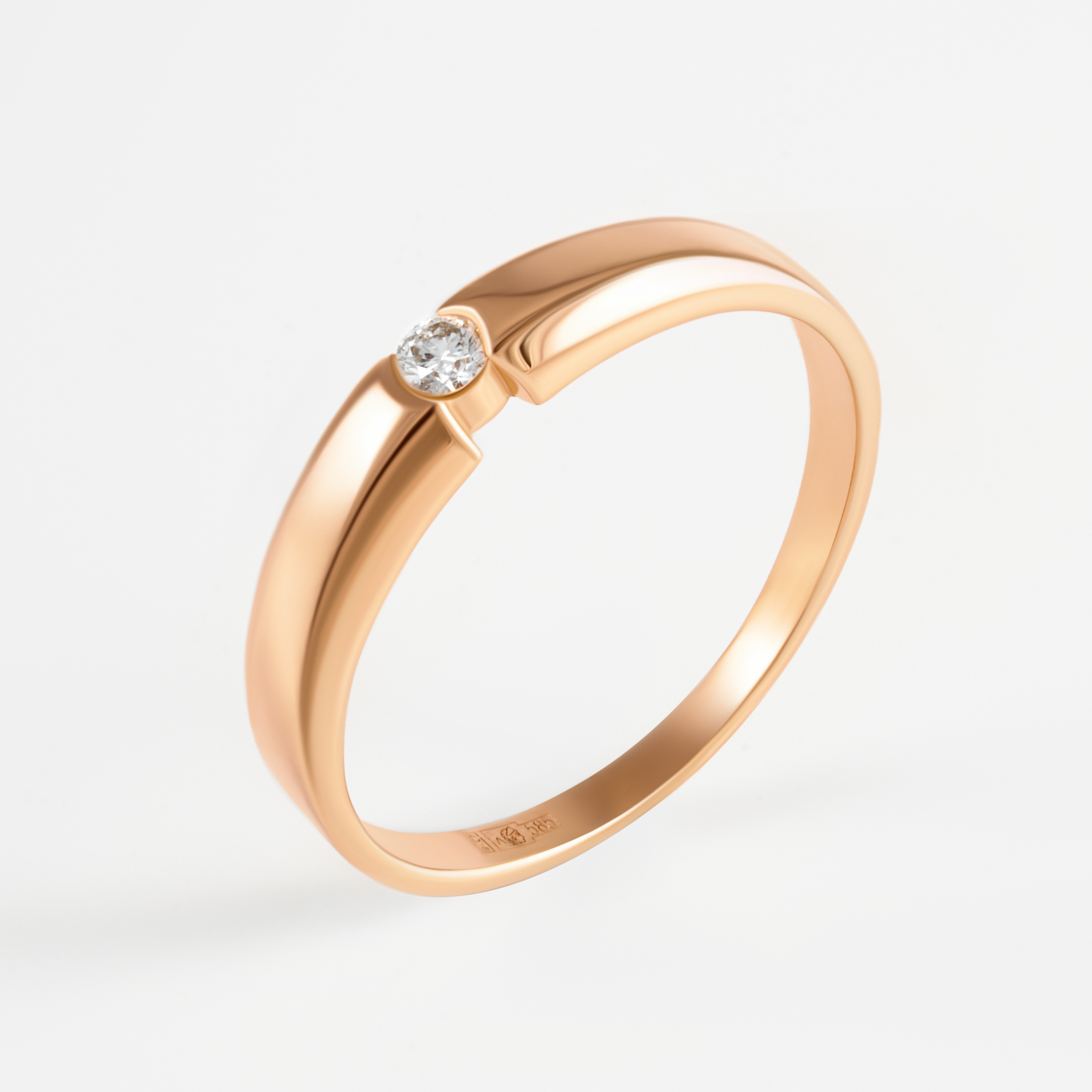 Золотое кольцо обручальное Садко из красного золота 585 пробы со вставками из драгоценных камней (бриллиант) СК0201226, размеры от 15.5 до 19