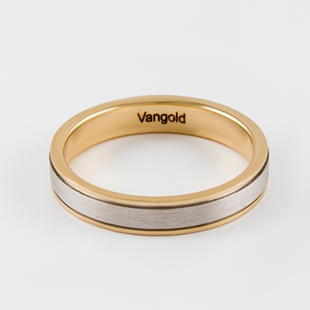 Золотое кольцо обручальное Vangold из красного золота 585 пробы  со вставками (фианит) ЛД0211210000316, размеры от 15 до 20.5