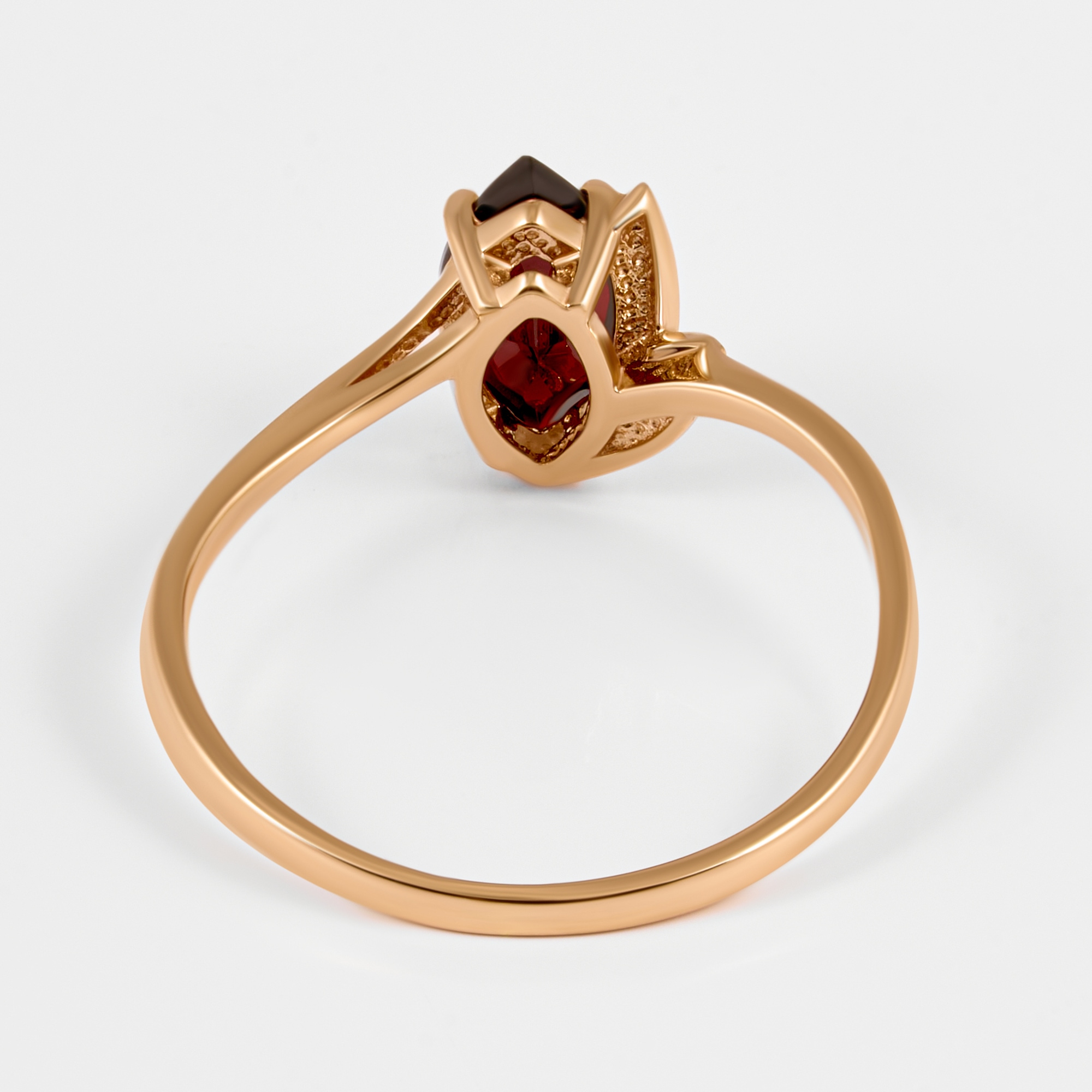 Золотое кольцо Мастер бриллиант из красного золота 585 пробы МБ0121450300010