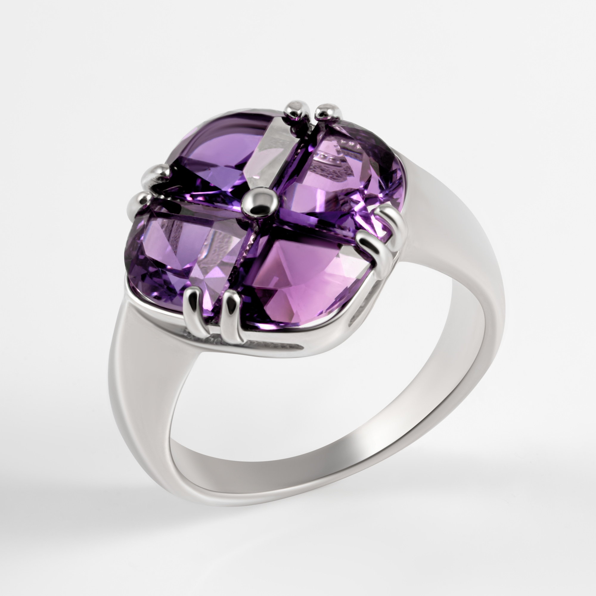 Серебряное кольцо Инталия ИТ104401-001-0019