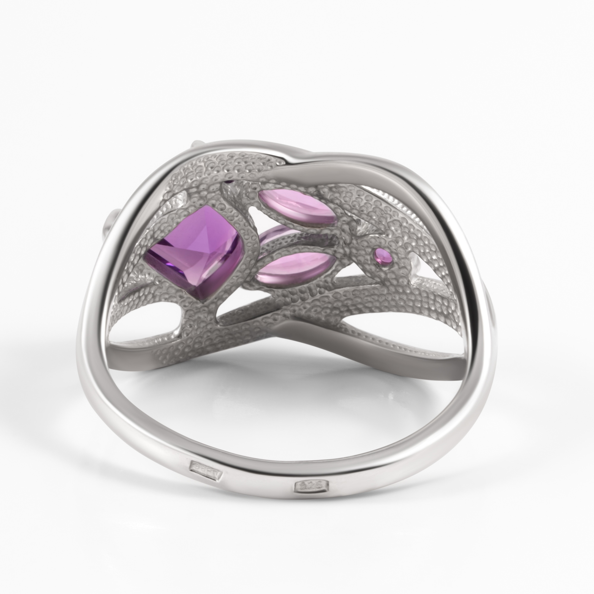 Серебряное кольцо Инталия ИТ104404-001-0019