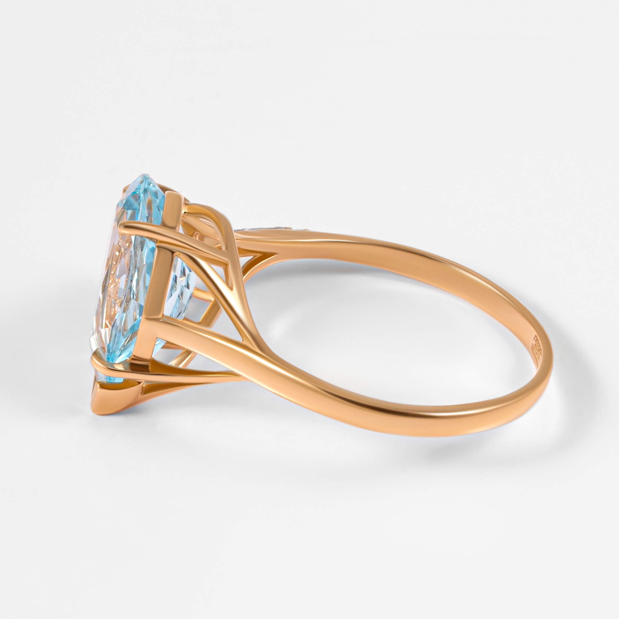 Золотое кольцо Мастер бриллиант из красного золота 585 пробы МБ0117370101011
