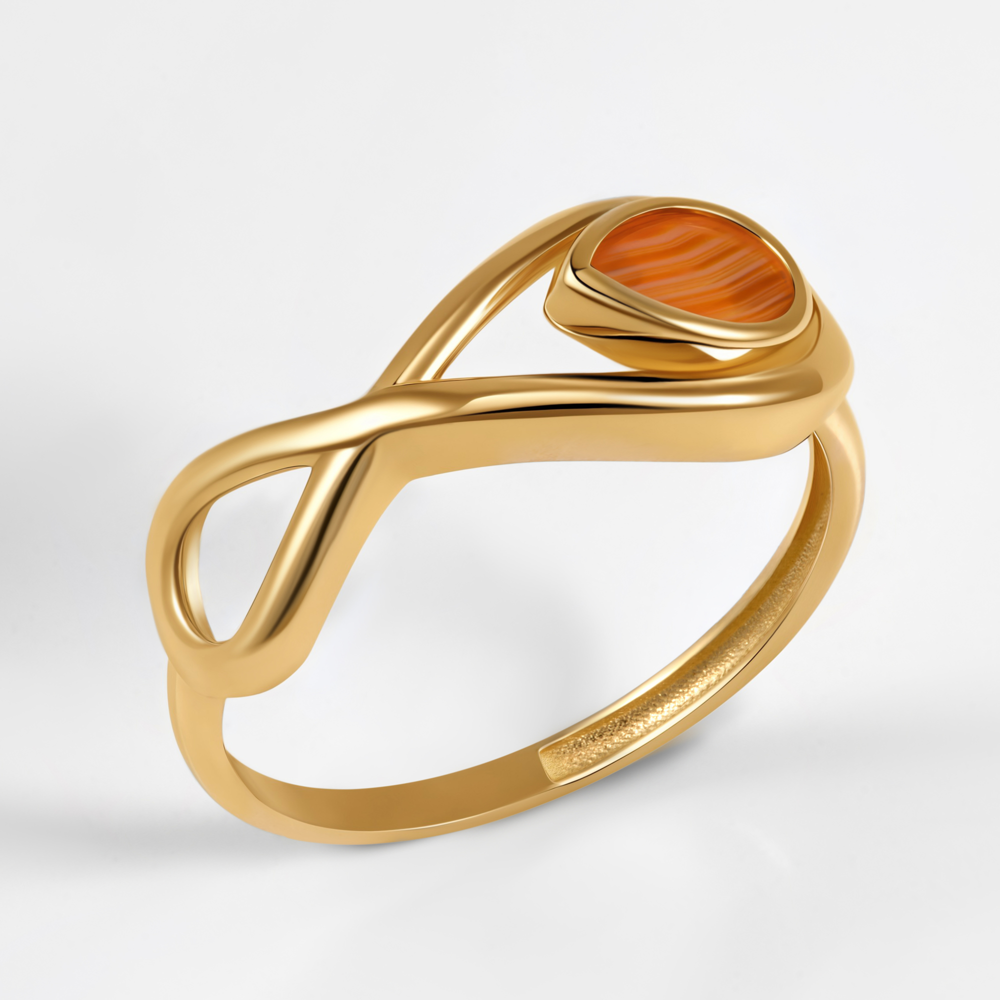 Золотое кольцо с карнеолами