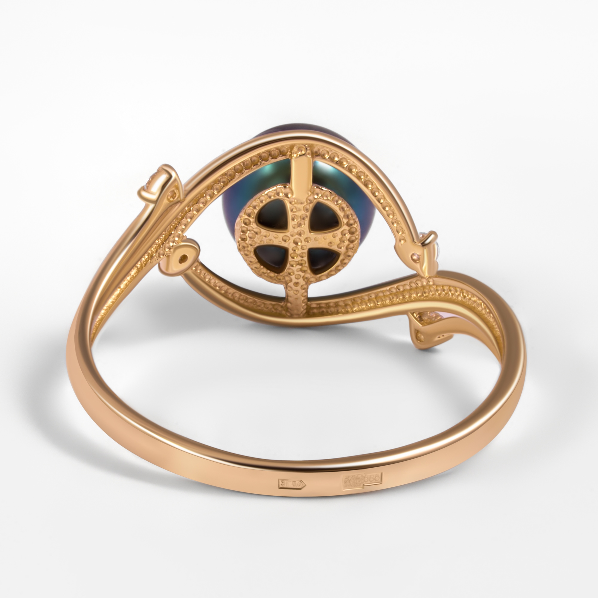 Золотое кольцо Defleur из красного золота 585 пробы  со вставками ( и фианит) ФЖ31519А2, размеры от 17.5 до 18