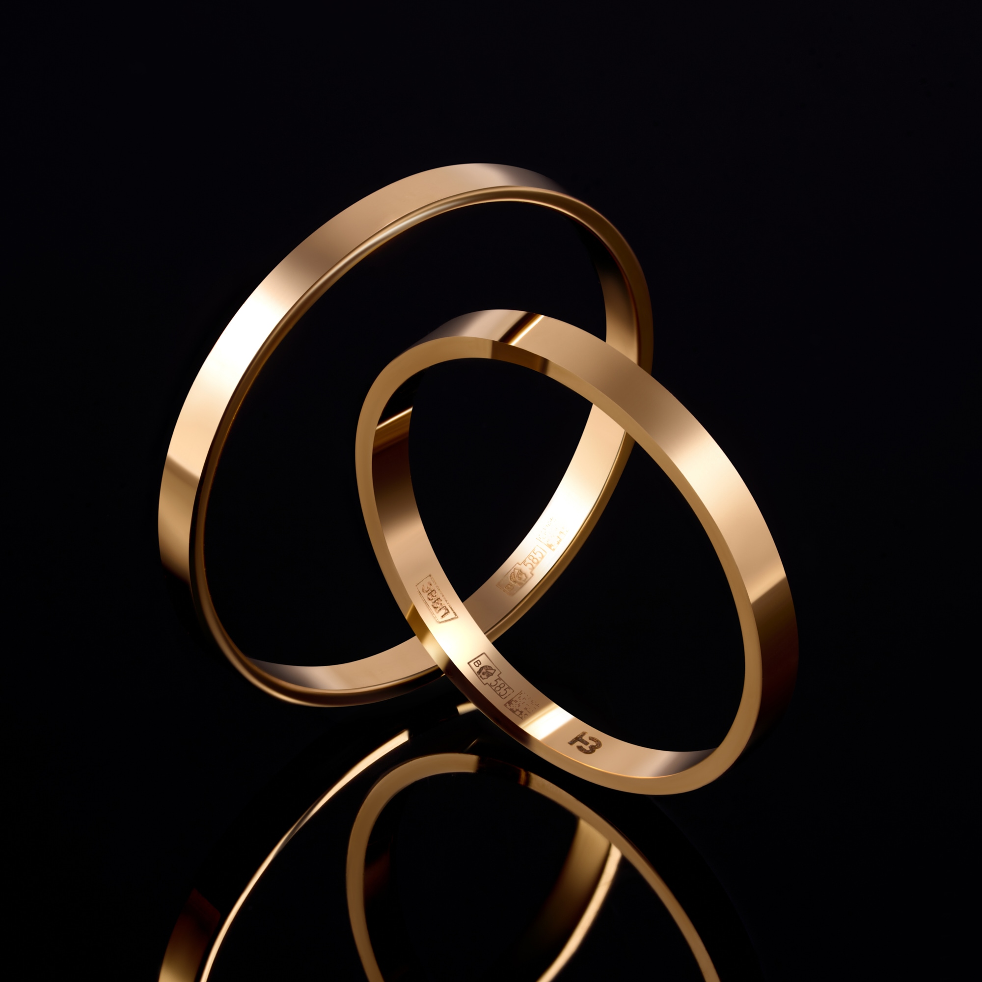 Золотое кольцо обручальное Гавва из красного золота 585 пробы ДЦКОП-1,75