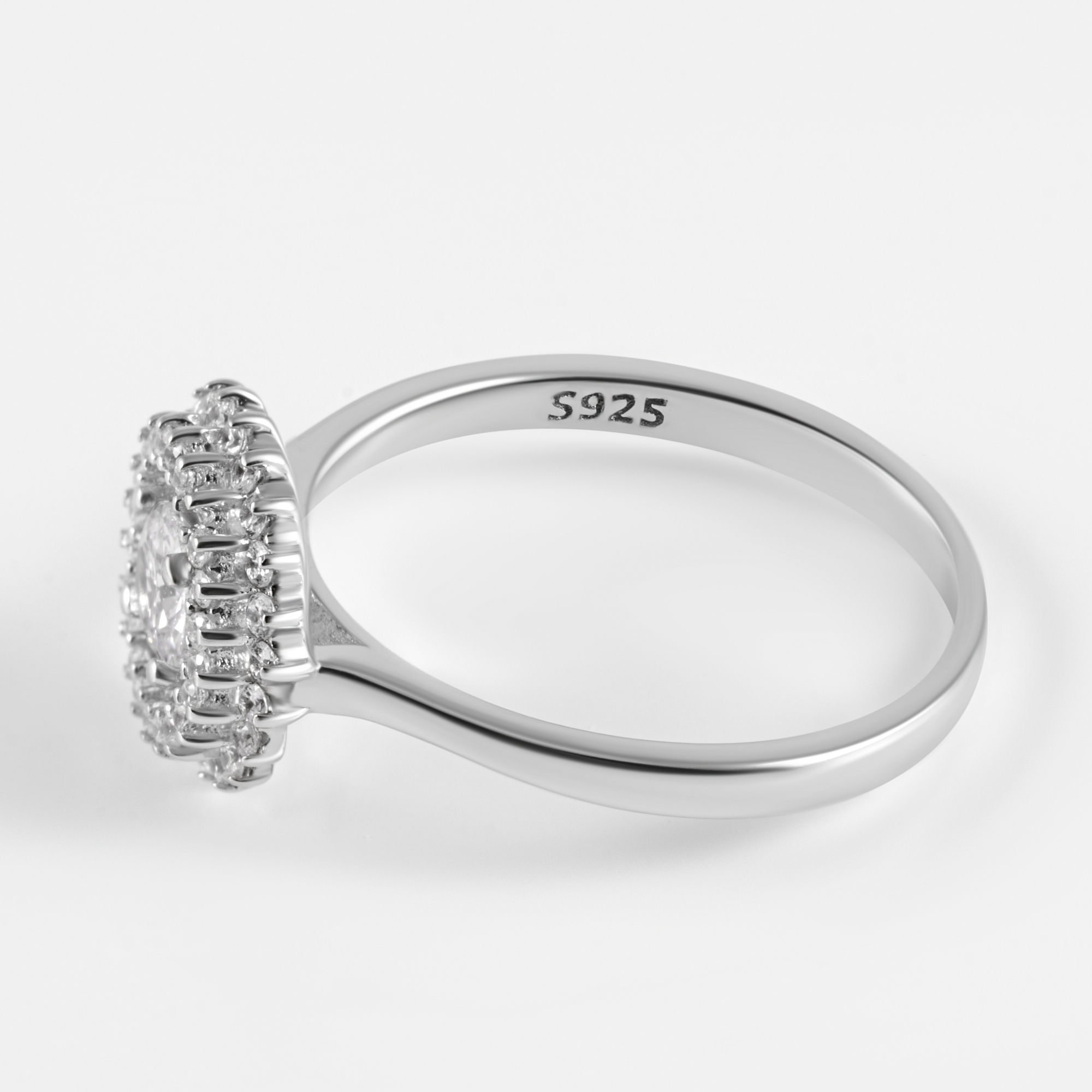 Серебряное кольцо Адамант АД3100Ф1