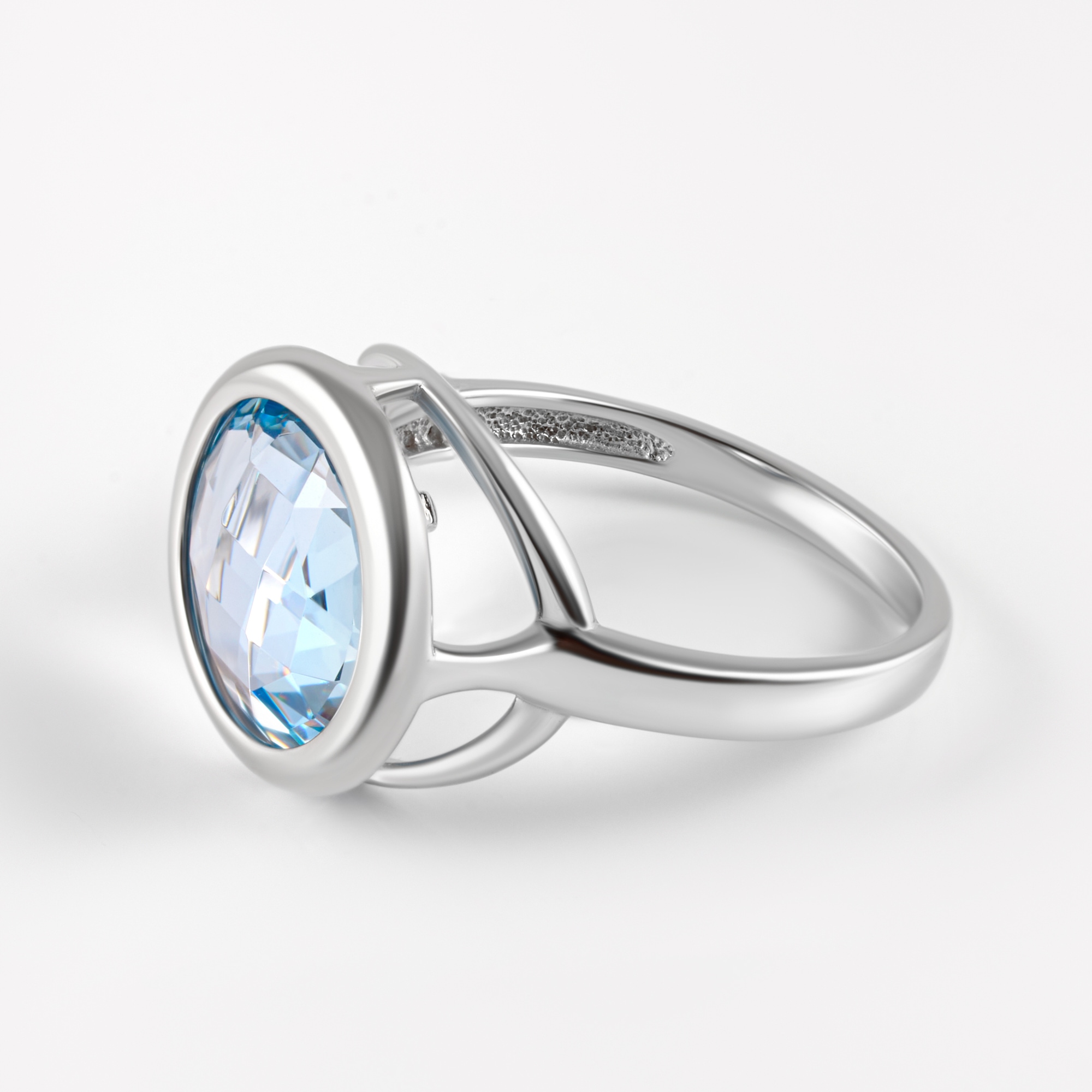 Серебряное кольцо Инталия ИТ102781-101-0019