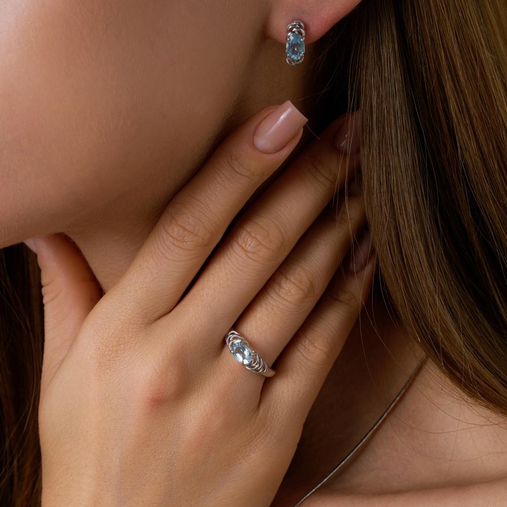Серебряное кольцо  Д310-72-00494-200