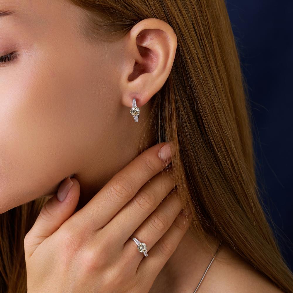 Серебряные серьги  Д320-72-00316-312