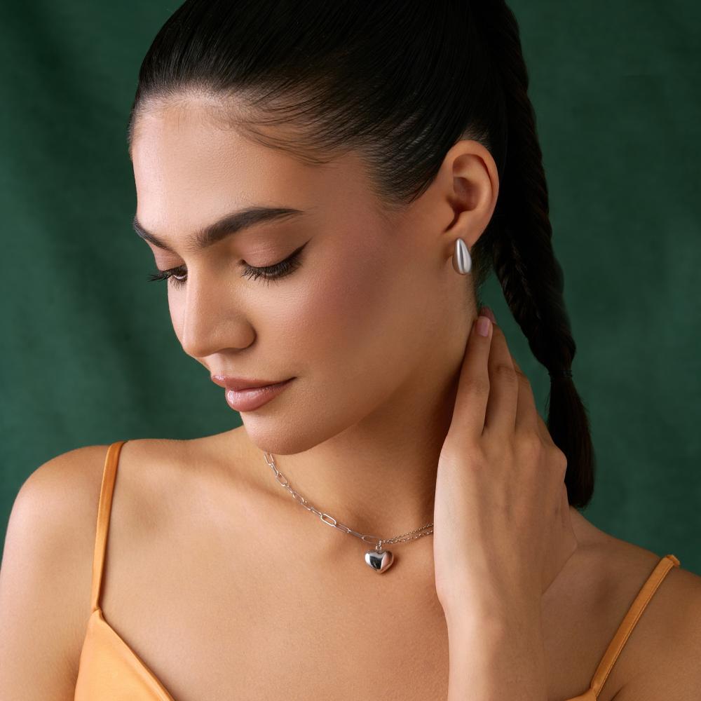 Серебряные серьги гвоздики  ДИ94-122-02361-1
