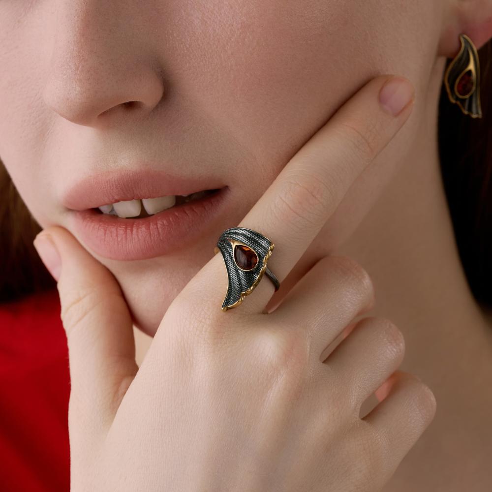 Серебряное кольцо Балтийское золото ЯН71161376