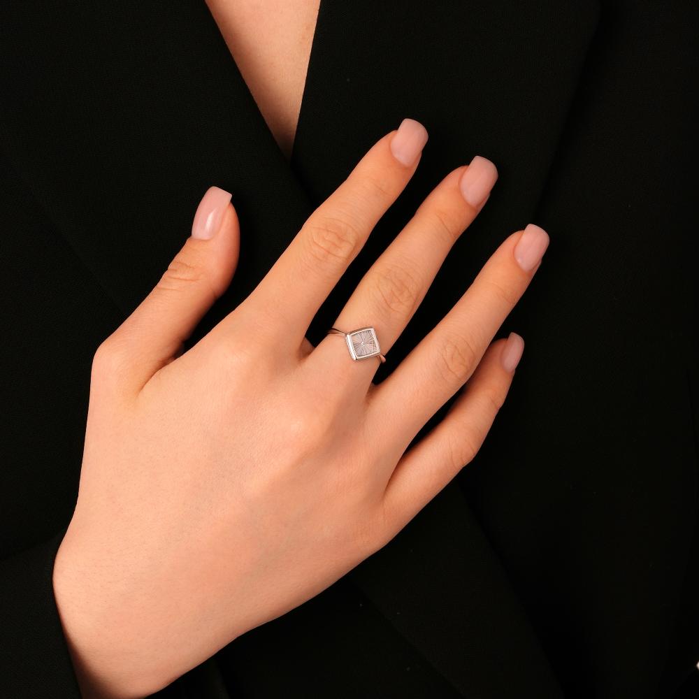 Серебряное кольцо Вероника 3ВК633-5126