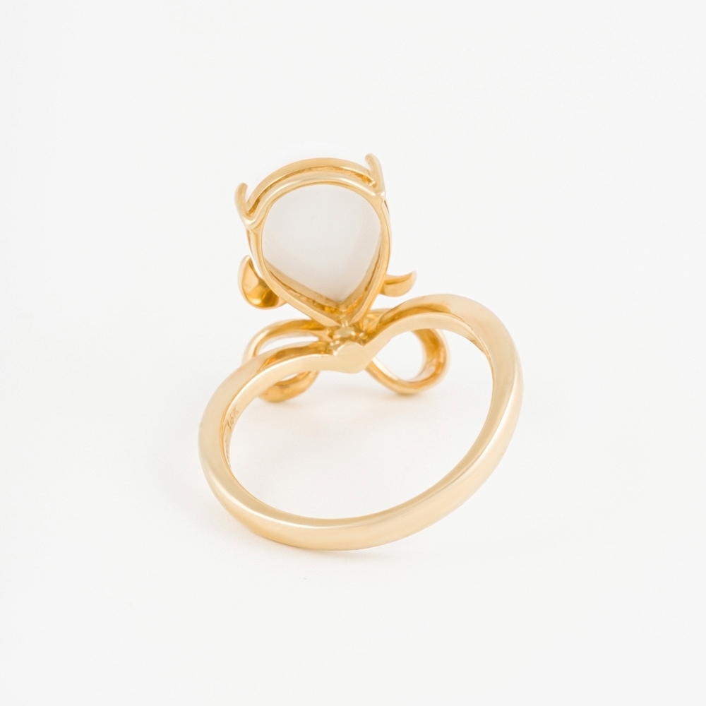 Золотое кольцо Роберто браво из желтого золота 585 пробы белая мечта со вставками из драгоценных и полудрагоценных камней (агат и бриллиант) РВВДХР033, размеры от 17.5 до 17.5