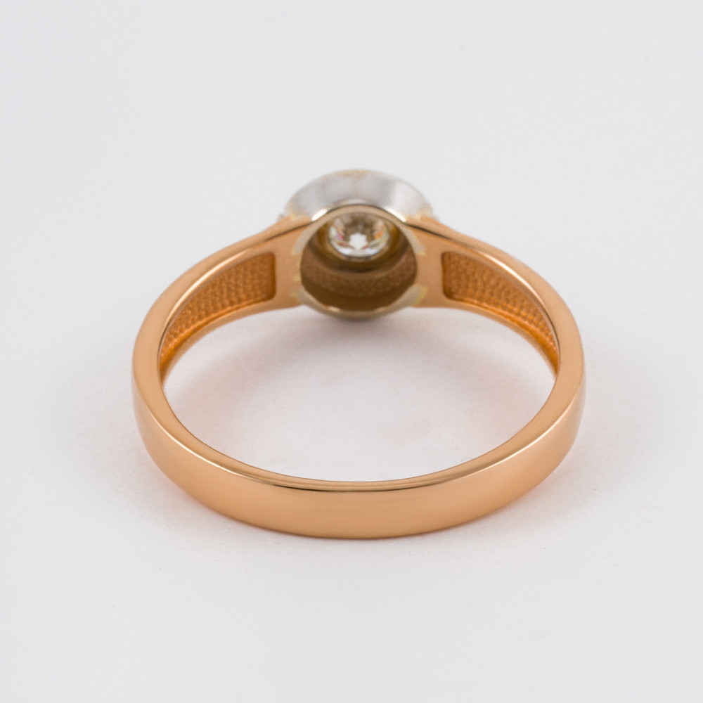 Золотое кольцо Белый бриллиант из красного золота 585 пробы со вставками из драгоценных камней (бриллиант) ЮЗ1-11-0831-101, размеры от 16 до 18.5