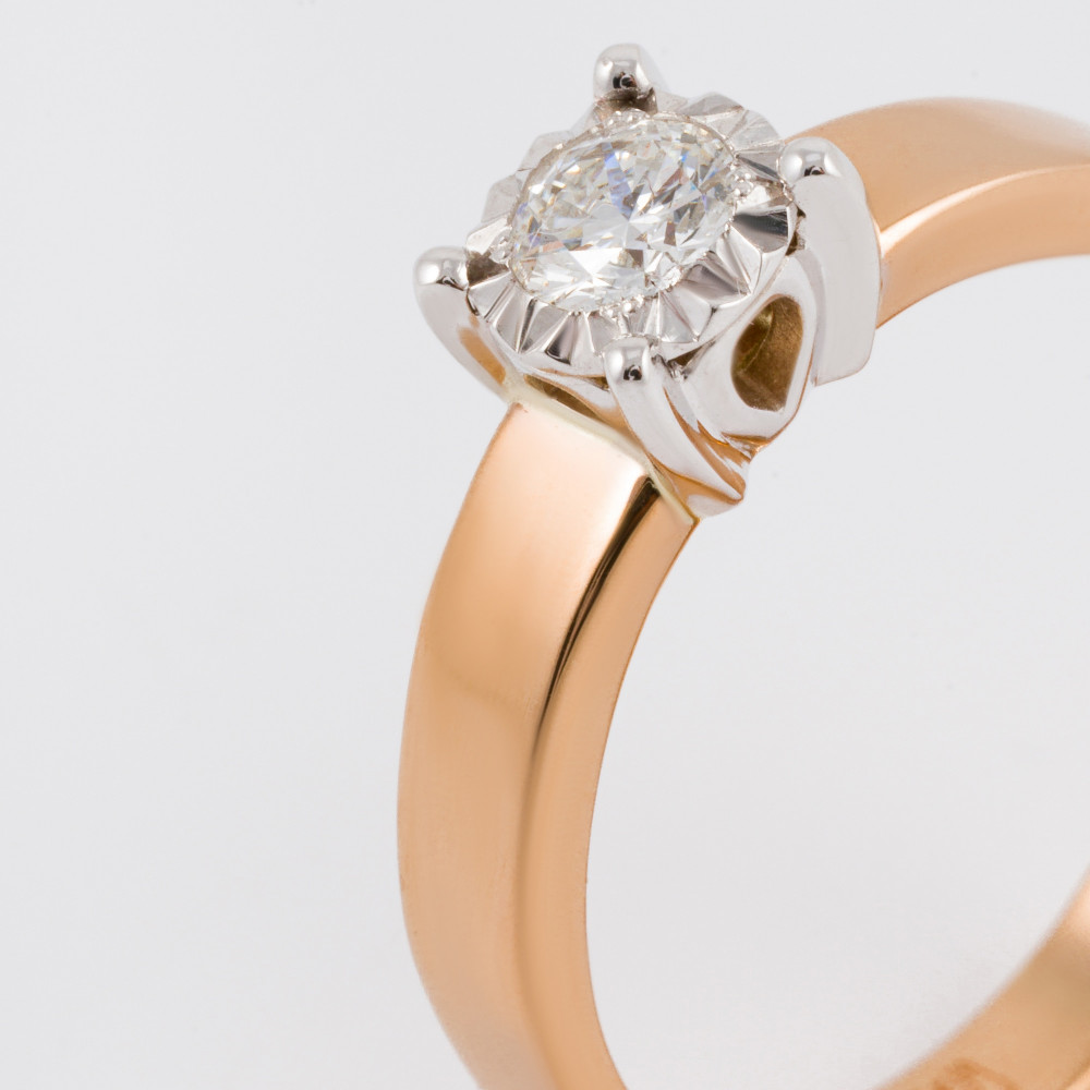 Золотое кольцо Белый бриллиант из красного золота 585 пробы со вставками из драгоценных камней (бриллиант) ЮЗ1-11-0800-101, размеры от 16 до 19