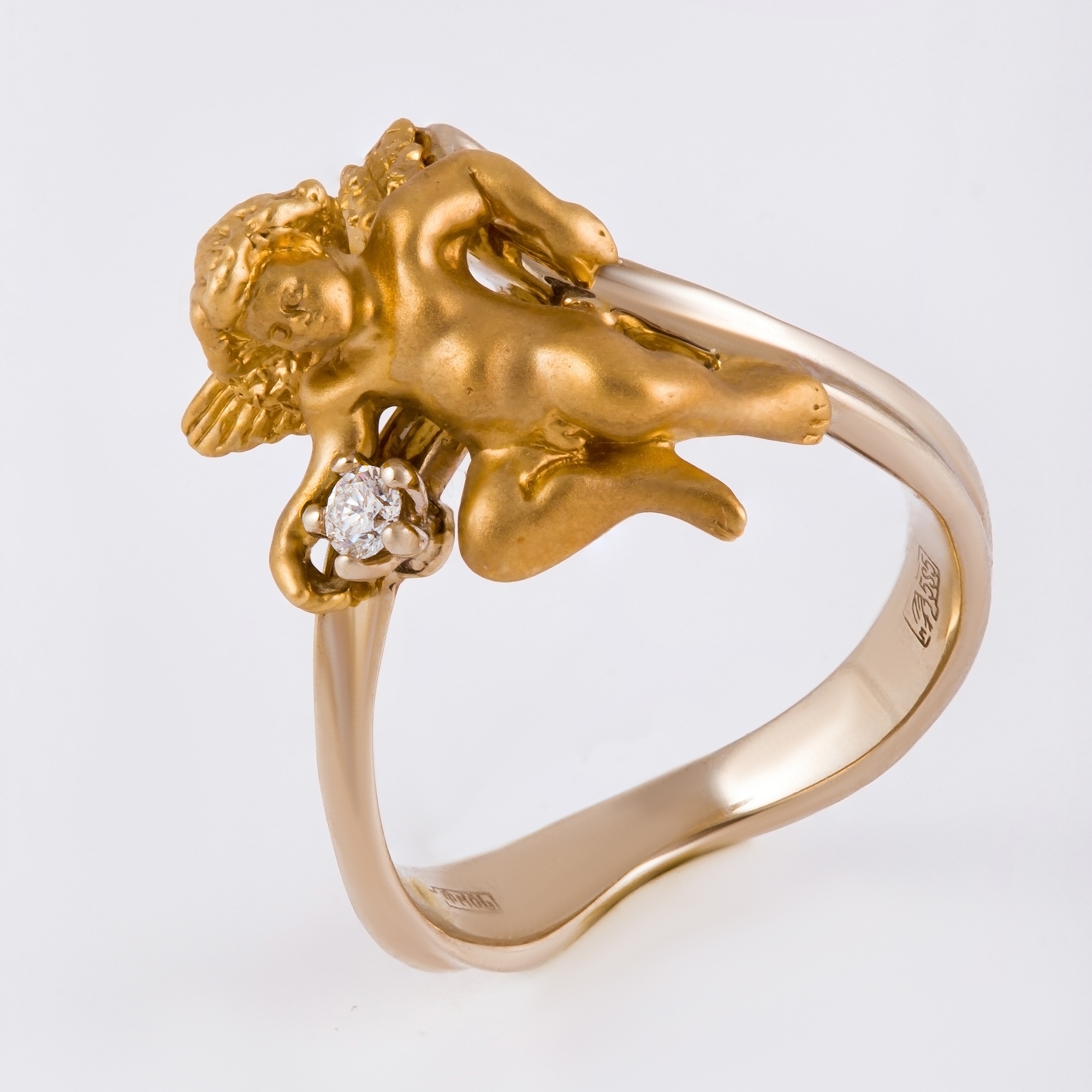 Золотое кольцо Адриа из белого золота 585 пробы, из желтого золота 585 пробы и из белого и желтого золота 585 пробы со вставками из драгоценных камней (бриллиант) ИА10430, размеры от  до 21.5